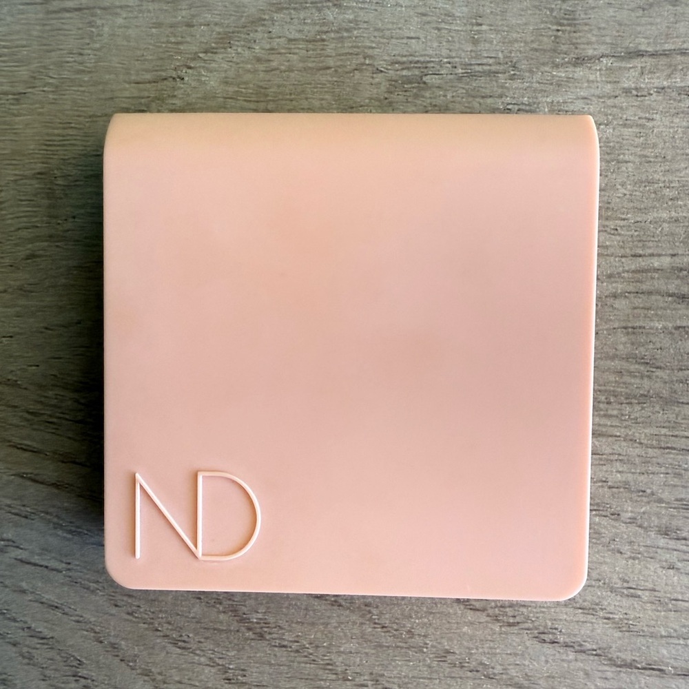 Natasha Denona HyGlam Powder Foundation - N6